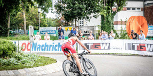 Beitragsbild des Blogbeitrags LIVE: Der Wels Triathlon 2022 im Livestream