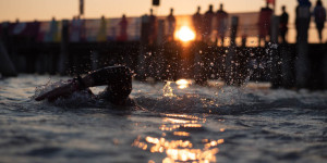 Beitragsbild des Blogbeitrags Austria Triathlon mit neuer Schwimmstrecke in St. Martins Therme 