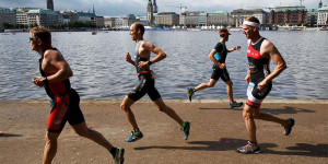 Beitragsbild des Blogbeitrags Frodeno, Brownlee und Neumann bei IRONMAN Hamburg 2023 am Start