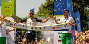 Beitragsbild des Blogbeitrags Lukas Hollaus gewinnt bei seiner Abschiedsvorstellung vom Trumer Triathlon mit Streckenrekord