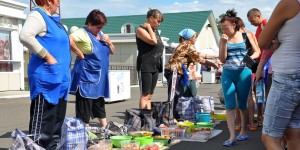 Beitragsbild des Blogbeitrags Transsibirische Eisenbahn: Essen und trinken auf Bahnreisen durch Russland 