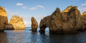 Beitragsbild des Blogbeitrags Algarve Urlaubstipps: 7 spannende Aktivitäten rund ums Meer