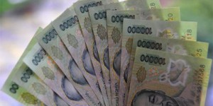 Beitragsbild des Blogbeitrags Geld vom Finanzamt für die Weltreise und Langzeitreise – so gehts!