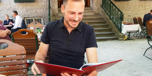 Beitragsbild des Blogbeitrags Meine Tipps für Salzburg Hauptbahnhof: Restaurants & Cafés in der Umgebung