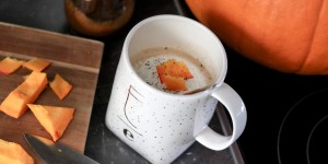 Beitragsbild des Blogbeitrags Healthy Pumpkin Spice Latte 