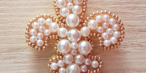 Beitragsbild des Blogbeitrags Brooches