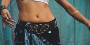 Beitragsbild des Blogbeitrags PODCAST | Blähbauch ade! Das Geheimnis deiner Verdauung 