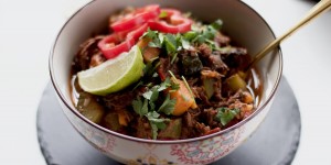 Beitragsbild des Blogbeitrags Paleo Chili con Carne mit Schokolade