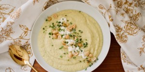 Beitragsbild des Blogbeitrags Knollensellerie Erdnuss Suppe 