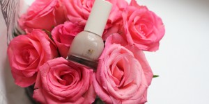 Beitragsbild des Blogbeitrags [Beauty]: Nagellack von H&M – Die günstige Variante zu ESSIE! 
