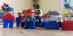 Beitragsbild des Blogbeitrags 50 Jahre LEGO DUPLO – alles Gute zum Geburtstag ihr kleinen, bunten Steine 