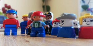 Beitragsbild des Blogbeitrags 50 Jahre LEGO DUPLO – alles Gute zum Geburtstag ihr kleinen, bunten Steine