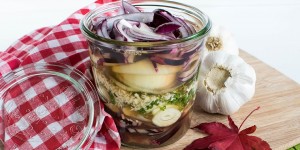 Beitragsbild des Blogbeitrags Immunbooster – Natürliche Antibiotika in Apfelessig #maximaCOMEPASS