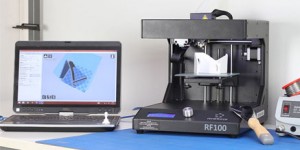 Beitragsbild des Blogbeitrags Testbericht: RF100 – 3D Drucker für Zuhause