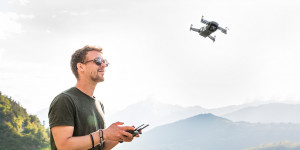 Beitragsbild des Blogbeitrags Drohnenführerschein in Österreich: Was hat es damit auf sich? 