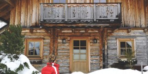 Beitragsbild des Blogbeitrags Auf der Alm: Elternauszeit in den Bergen 