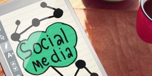 Beitragsbild des Blogbeitrags Influencer analysiert – So bewertet man Facebook Pages