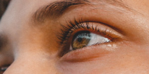 Beitragsbild des Blogbeitrags Wenn die Augen schlechter werden – was tun bei Sehschwäche?