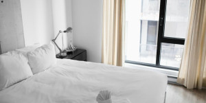 Beitragsbild des Blogbeitrags Was hilft gegen Milben im Bett?