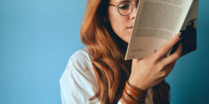 Beitragsbild des Blogbeitrags Praktische Tipps für Eltern: Finanzielle und emotionale Unterstützung für ein Medizin-Studium im Ausland