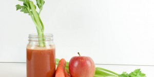 Beitragsbild des Blogbeitrags Juicy!Apfel.Sellerie.Karotte.