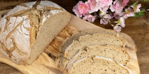 Beitragsbild des Blogbeitrags Einfaches Brot 