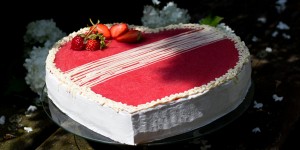 Beitragsbild des Blogbeitrags Erdbeer Traumtorte