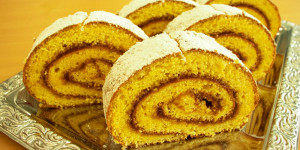 Beitragsbild des Blogbeitrags Biskuitroulade 