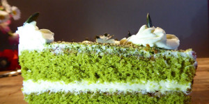 Beitragsbild des Blogbeitrags Steirische Kürbiskernöl Torte