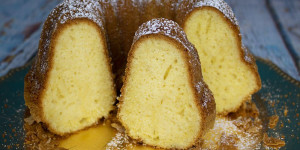 Beitragsbild des Blogbeitrags Eierlikörgugelhupf