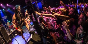 Beitragsbild des Blogbeitrags NOFX: verschwitzte Partynacht im Schlachthof
