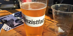 Beitragsbild des Blogbeitrags subtext on air #38: „Beislrunde“ zum Nachhören