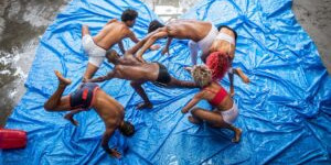 Beitragsbild des Blogbeitrags Wash the pain away: LAVAGEM bei den Wiener Festwochen