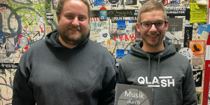 Beitragsbild des Blogbeitrags In eigener Sache, Buchvorstellung – Musik durch die Linse