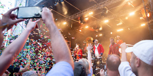 Beitragsbild des Blogbeitrags Meute: Party im Dunkel 