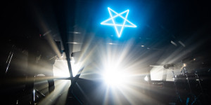 Beitragsbild des Blogbeitrags Darksynthtober III/III: PERTURBATOR in der Arena Wien