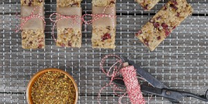 Beitragsbild des Blogbeitrags Müsliriegel mit Blütenpollen 