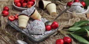 Beitragsbild des Blogbeitrags Mohn-Kirsch-Eis