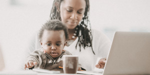 Beitragsbild des Blogbeitrags Familie und Beruf? Vereinbarkeit ist immer noch Frauensache