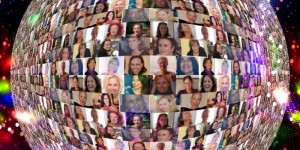 Beitragsbild des Blogbeitrags INTERNATIONALER FRAUENTAG 2017: 50plus & fabulous on video! 