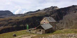 Beitragsbild des Blogbeitrags Wiener Höhenweg Etappe 5 – Salmhütte und Glocknerhaus 