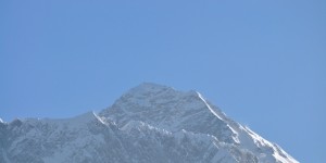 Beitragsbild des Blogbeitrags ▷ Everest Trek Erfahrungsbericht – Tag 5 – von Tengboche nach Dingboche 