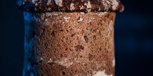 Beitragsbild des Blogbeitrags Veganes Brot, glutenfrei mit Buchweizen