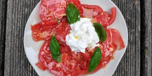 Beitragsbild des Blogbeitrags Ochsenherz-Carpaccio mit Burrata