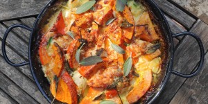 Beitragsbild des Blogbeitrags Kürbisgratin mit Salbei & Parmesan