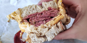 Beitragsbild des Blogbeitrags Pastrami Sandwich