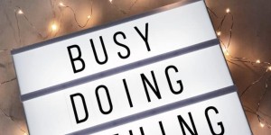 Beitragsbild des Blogbeitrags Meine Bucket List für die Weihnachtsferien | #busydoingnothing 