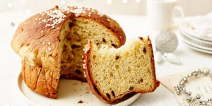 Beitragsbild des Blogbeitrags Italienischer Weihnachtskuchen: Panettone 