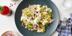 Beitragsbild des Blogbeitrags Spinat-Linsen-Dal mit knusprigem Reis 