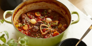 Beitragsbild des Blogbeitrags Settimana della Cucina Italiana: Ossobuco mit Gremolata und cremiger Polenta 